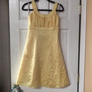 David’s Bridal Junior Brides Maid Dress in Yellow girls size 14